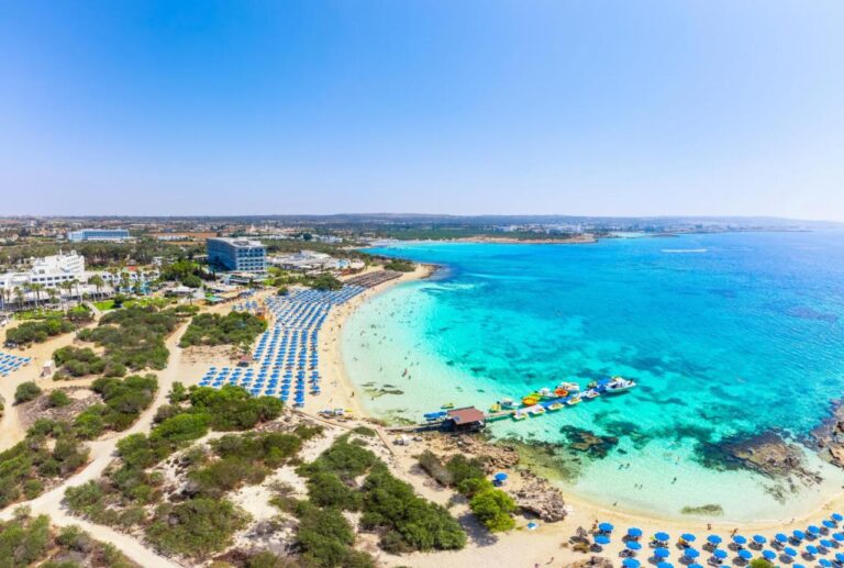 Dome Beach marina hotel op cyprus