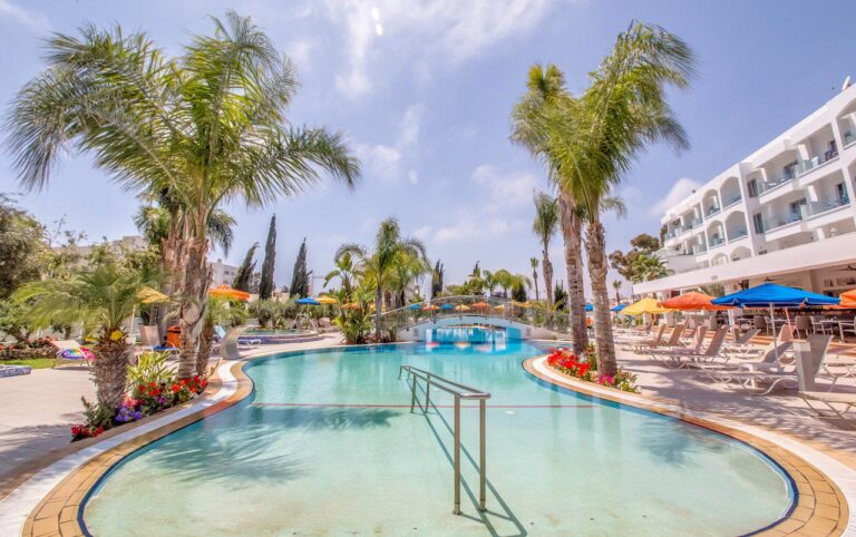 Hotel anesis op cyprus