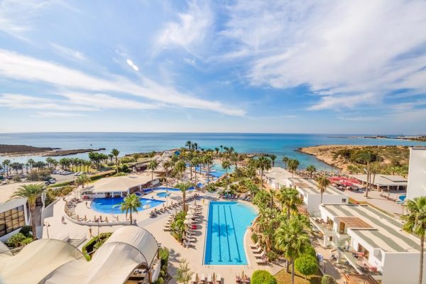 Overview van Adams Beach Deluxe Wing