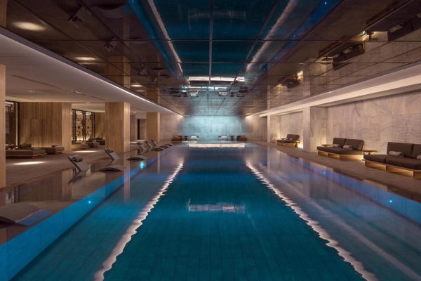 Spa en binnenzwembad van Amara