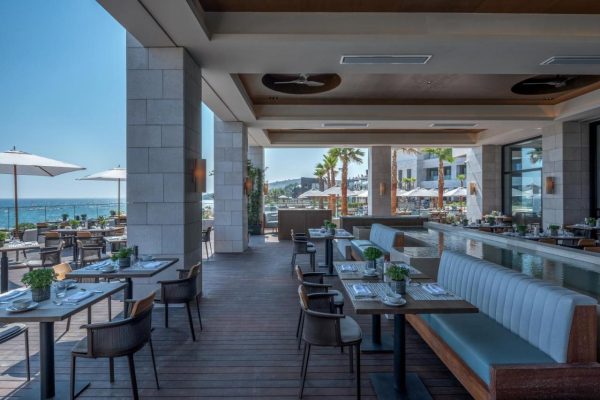 Terras bij Amara