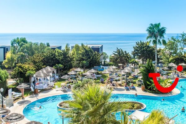 Atlantic bay hotel op cyprus