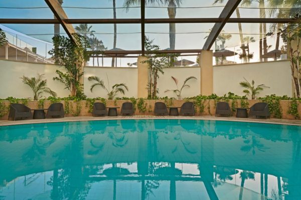 Binnenzwembad van Atlantica Oasis