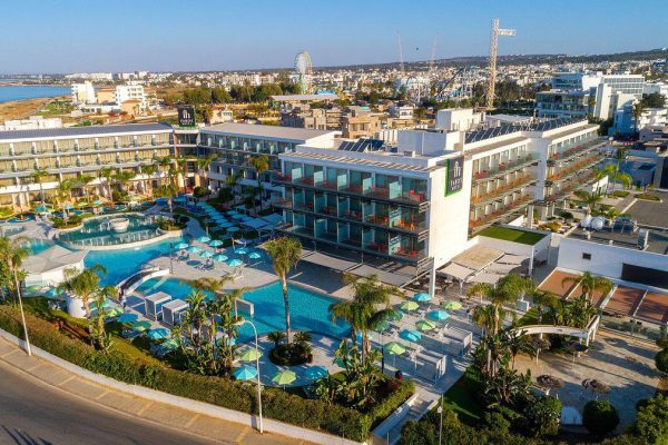 Overview van Hotel Faros