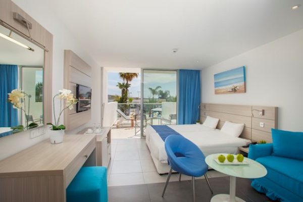 Kamer van Limanaki Beach Hotel & Suites
