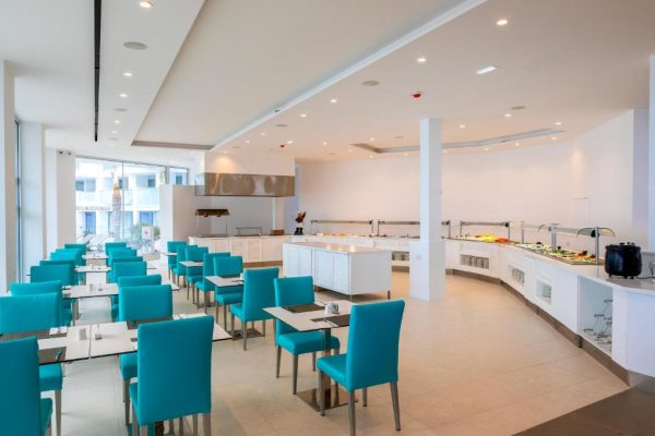 Buffet van Limanaki Beach Hotel & Suites