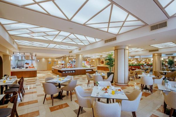 Restaurant van Louis ledra beach