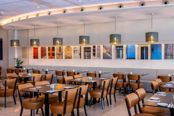 Restaurant van Mayfair Gardens