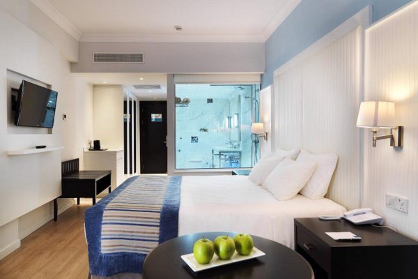 Kamer bij Olympic Lagoon Resort