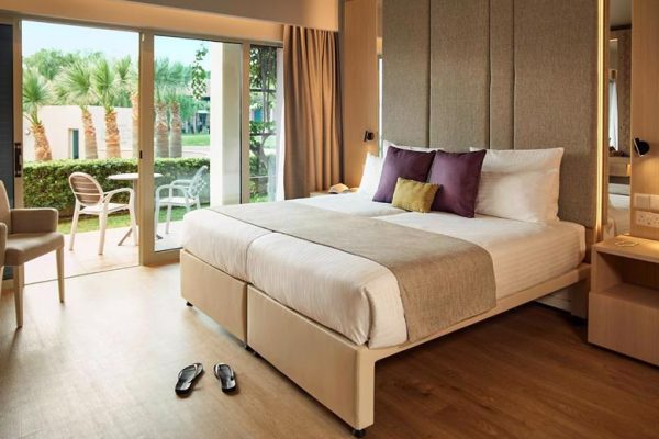 kamer van robinson club cyprus