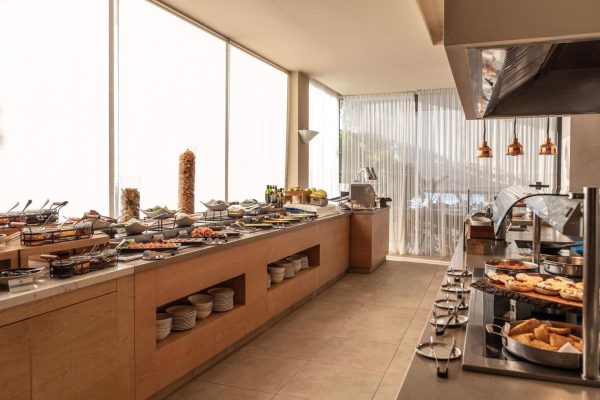 buffet van royal apollonia by louis hotel