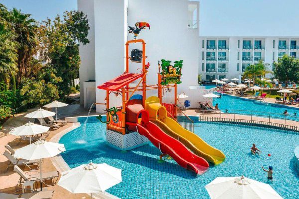 Kinderzwembad van Sofianna resort & Spa