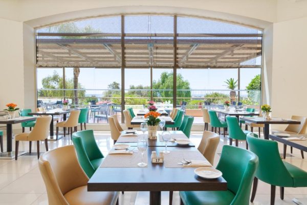 restaurant van st raphael resort